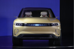 长安汽车首度亮相“新汽车”CD70智能化转型黑科技